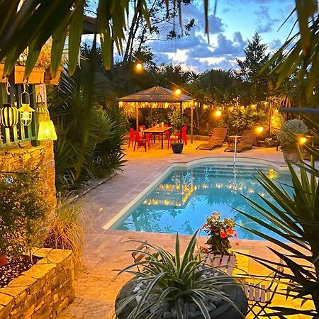 Villa Merkel - 27 Pers - 11 Chambr - 10 Wc - Piscine أنغليه المظهر الخارجي الصورة